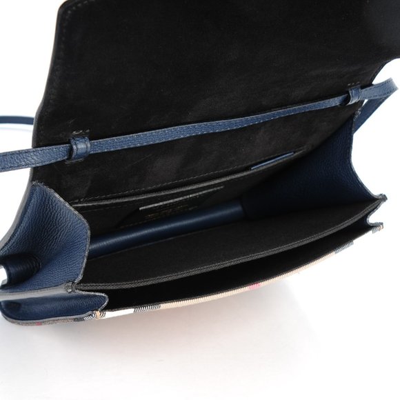 NWT BURBERRY MACKEN DERBY LEATHER CROSSBODY BAG - Picture 5 of 8